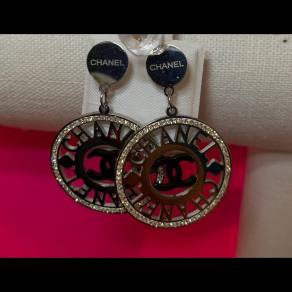 Fashion earrings